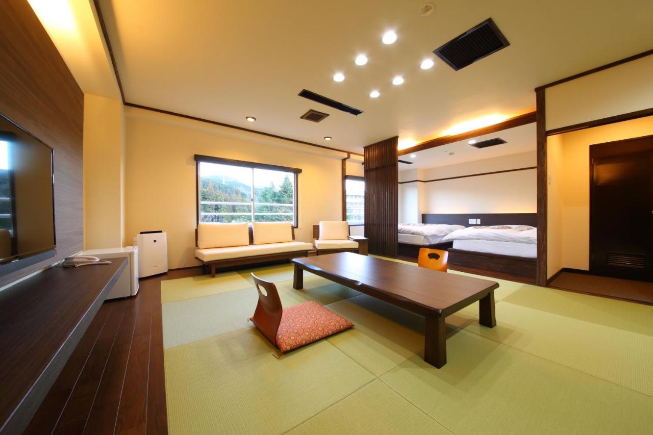 Koyokaku Hotel Ureshino Buitenkant foto